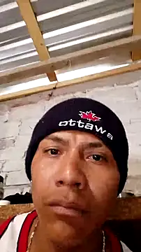 Snapshot of Moreno1813 chatting on October 2025 06:54:01 PM Moreno1813 online show from October 2025 06:54:01 PM