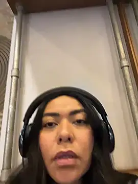 Snapshot of PetitLumiere chatting on October 2025 09:04:02 PM PetitLumiere online show from October 2025 09:04:02 PM