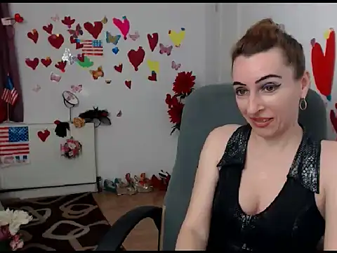 Snapshot of EvelynAngell chatting on January 2025 01:49:01 PM EvelynAngell online show from January 2025 01:49:01 PM