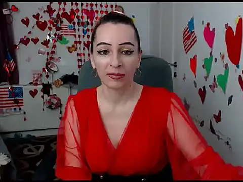 Snapshot of EvelynAngell chatting on February 2025 07:18:02 AM EvelynAngell online show from February 2025 07:18:02 AM