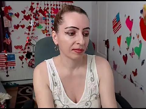 Snapshot of EvelynAngell chatting on March 2025 10:06:02 AM EvelynAngell online show from March 2025 10:06:02 AM