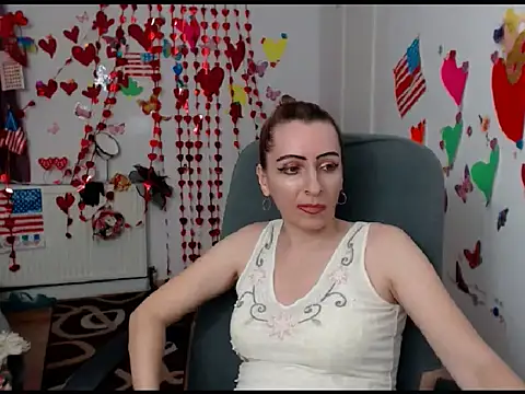 Snapshot of EvelynAngell chatting on March 2025 01:09:01 PM EvelynAngell online show from March 2025 01:09:01 PM