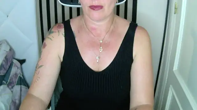 Snapshot of xxNoeliaxx chatting on October 2025 02:54:01 PM xxNoeliaxx online show from October 2025 02:54:01 PM