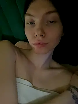 Snapshot of Lisaaa_Alisa chatting on November 2025 03:57:01 PM Lisaaa Alisa online show from November 2025 03:57:01 PM