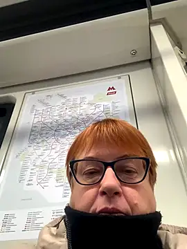 Snapshot of Klio5678 chatting on November 2025 07:04:01 PM Klio5678 online show from November 2025 07:04:01 PM