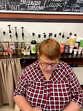 Snapshot of Klio5678 chatting on December 2025 03:54:01 PM Klio5678 online show from December 2025 03:54:01 PM