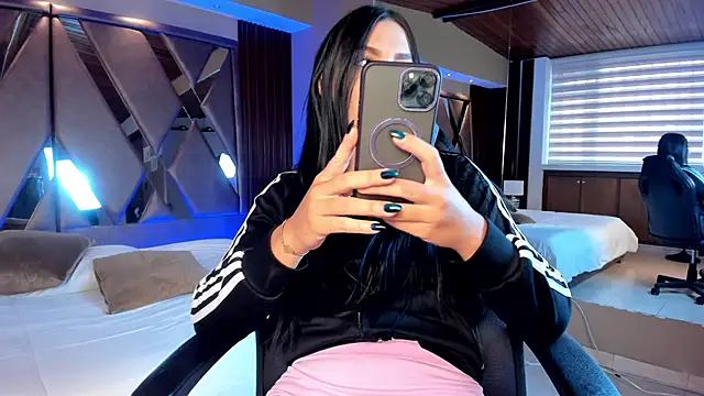 Snapshot of carina_rossi chatting on February 2025 12:39:02 PM carina rossi online show from February 2025 12:39:02 PM