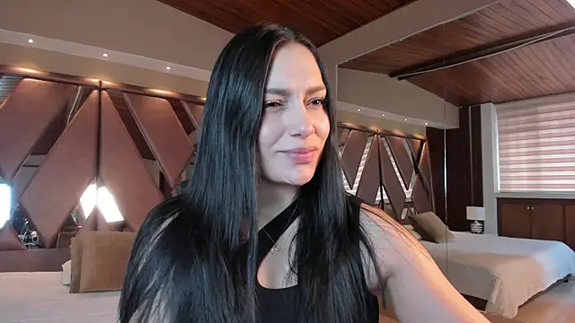 Snapshot of carina_rossi chatting on November 2025 01:32:01 PM carina rossi online show from November 2025 01:32:01 PM