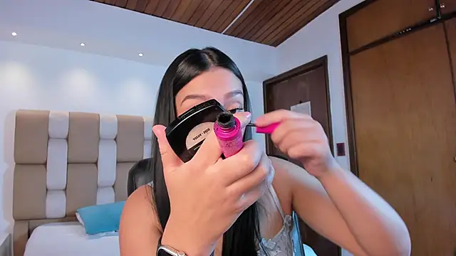 Snapshot of carina_rossi chatting on December 2025 11:30:02 AM carina rossi online show from December 2025 11:30:02 AM