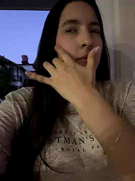 Snapshot of LittleDoll___ chatting on November 2025 10:56:02 PM LittleDoll online show from November 2025 10:56:02 PM