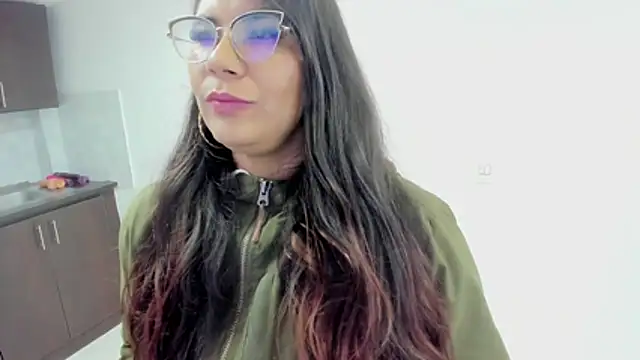 Luna Dumont online show from November 2025 11:07:01 AM