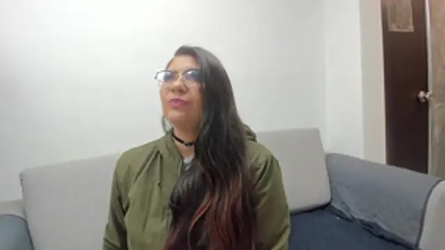 Luna Dumont online show from January 2026 11:25:01 AM