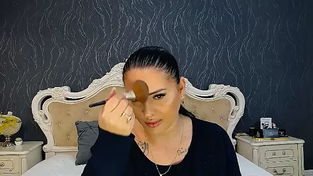 Snapshot of Lauren_Saint chatting on January 2025 08:25:01 AM Lauren Saint online show from January 2025 08:25:01 AM