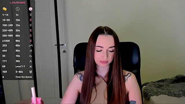 Kimmberr online show from November 2025 04:36:01 AM