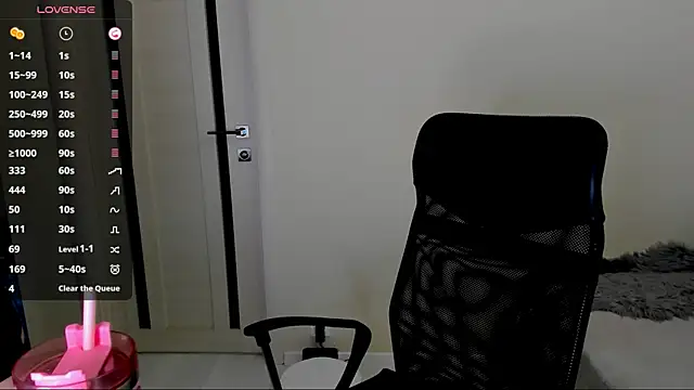 Kimmberr online show from January 2026 03:31:01 AM