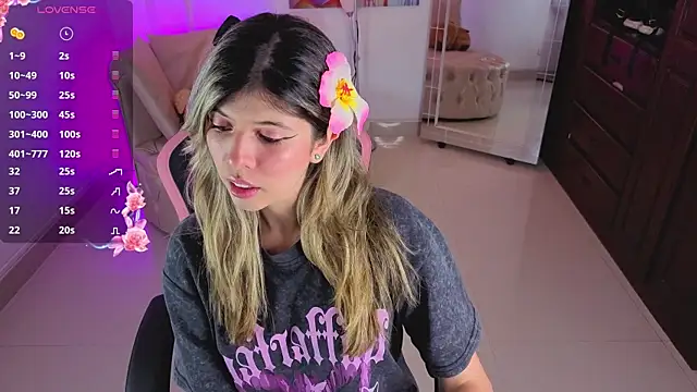 NATAASHA    online show from April 2026 03:35:02 AM