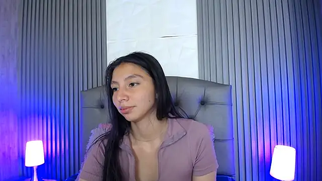 kendall saenz online show from December 2024 01:38:02 PM