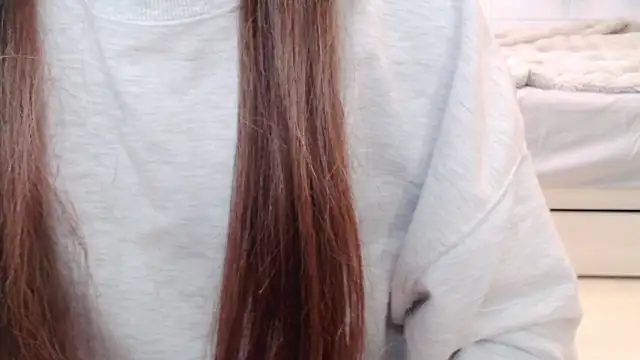 xxAIxx online show from March 2025 04:13:01 AM