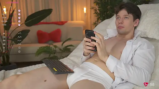 tommyjoyer online show from March 2025 03:13:02 PM