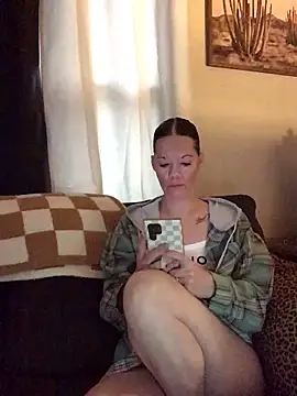 SidneyRaee online show from February 2026 04:00:02 PM