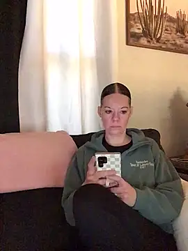 SidneyRaee online show from February 2026 04:07:02 PM