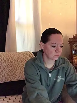 SidneyRaee online show from April 2026 03:26:02 PM