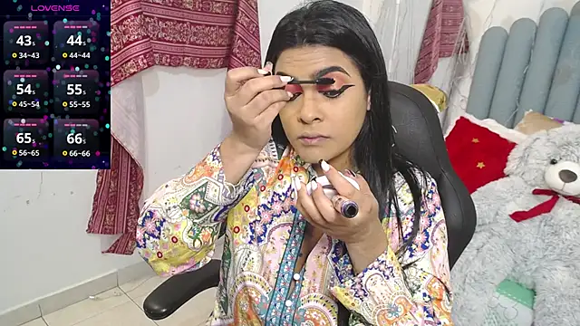 Snapshot of lakshmiraniii chatting on November 2025 11:54:02 AM lakshmiraniii online show from November 2025 11:54:02 AM