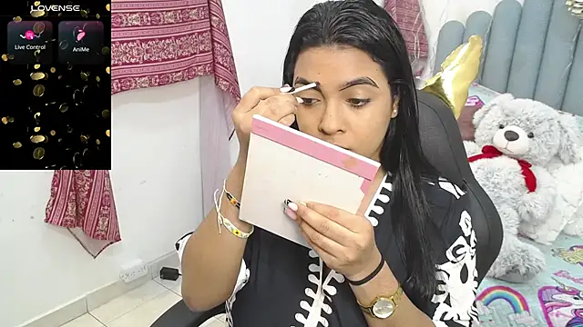 Snapshot of lakshmiraniii chatting on December 2025 11:30:02 AM lakshmiraniii online show from December 2025 11:30:02 AM