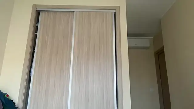 naughtyhollyxxxx online show from December 2025 09:02:01 AM