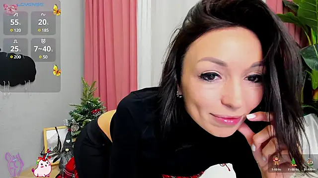 Snapshot of jessica_tiny chatting on December 2024 02:23:01 AM jessica tiny online show from December 2024 02:23:01 AM