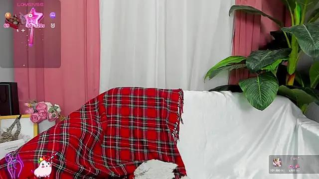 Snapshot of jessica_tiny chatting on March 2025 01:01:01 AM jessica tiny online show from March 2025 01:01:01 AM