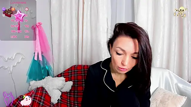 Snapshot of jessica_tiny chatting on November 2025 01:14:02 AM jessica tiny online show from November 2025 01:14:02 AM