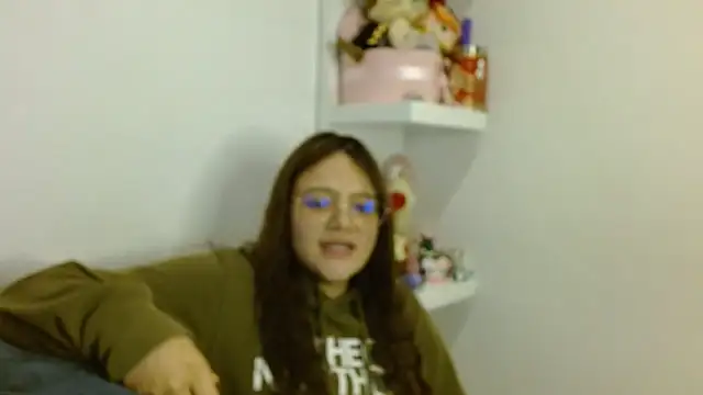 Snapshot of _Sarahh_0 chatting on December 2024 02:16:01 AM Sarahh 0 online show from December 2024 02:16:01 AM