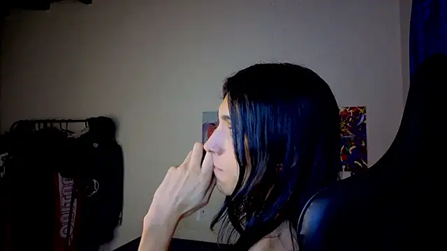 angelitofemboy online show from November 2025 02:33:01 AM