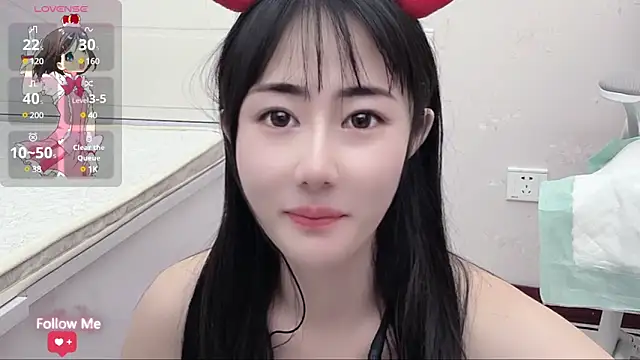 qiqi-- online show from December 2024 02:56:01 PM