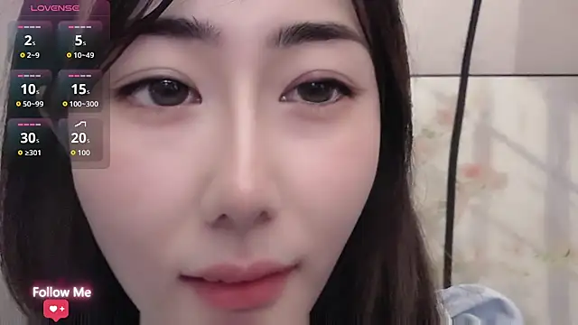 Snapshot of qiqi-- chatting on May 2026 04:02:02 PM qiqi-- online show from May 2026 04:02:02 PM
