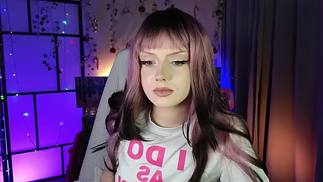 ImBonBon online show from March 2026 11:23:02 PM