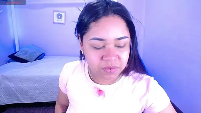 Nahom1  online show from September 2025 10:44:01 PM