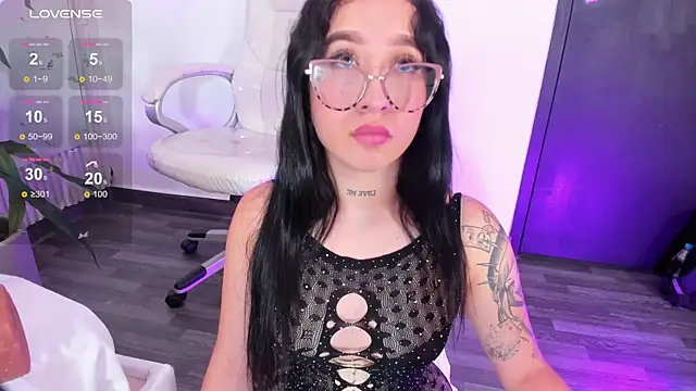 EriKlein online show from September 2025 10:42:02 PM