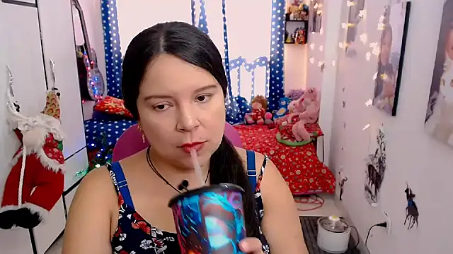 claryssa  online show from December 2024 04:17:01 PM