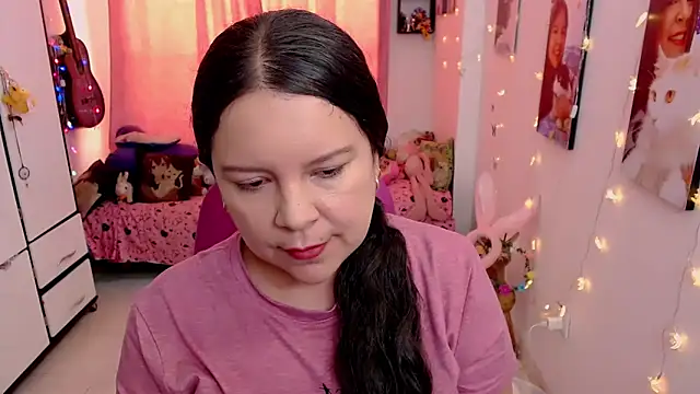 claryssa  online show from April 2026 06:10:02 PM