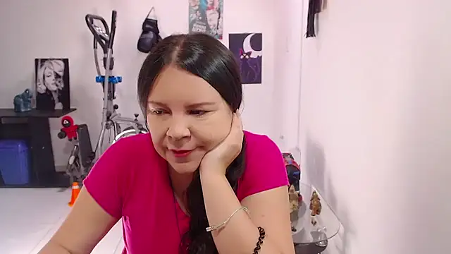 claryssa  online show from June 2026 06:58:02 PM