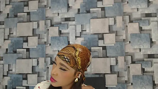 Snapshot of angel_dthroatt chatting on December 2025 12:03:02 PM angel dthroatt online show from December 2025 12:03:02 PM