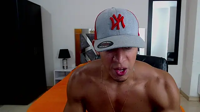 Frank heaven01 online show from January 2025 01:10:01 AM