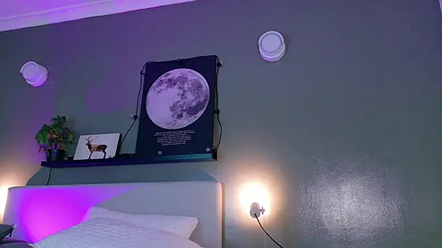 CristalCornner  online show from September 2025 08:20:01 PM