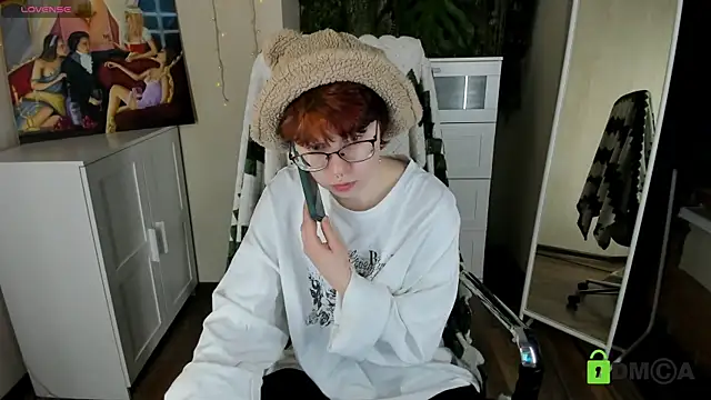 Melissa Wells online show from November 2025 03:54:02 PM