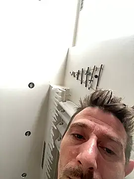 Maxthekid online show from December 2024 08:40:01 AM