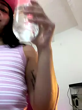 Snapshot of Meganmilk1 chatting on October 2025 04:44:02 PM Meganmilk1 online show from October 2025 04:44:02 PM