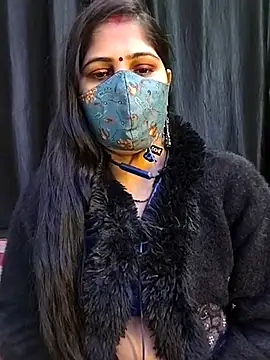 Snapshot of MUMTAJ_1 chatting on February 2025 06:15:02 PM MUMTAJ 1 online show from February 2025 06:15:02 PM