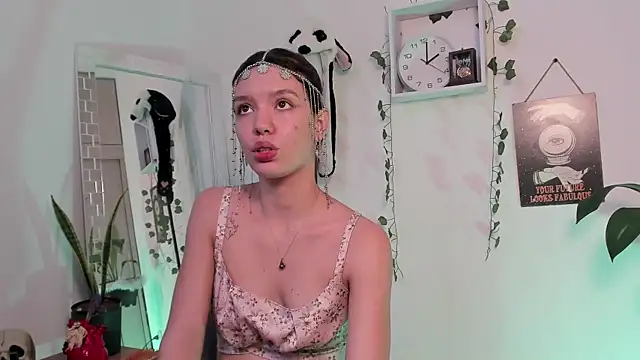 Emperatriiz online show from January 2025 07:04:01 PM